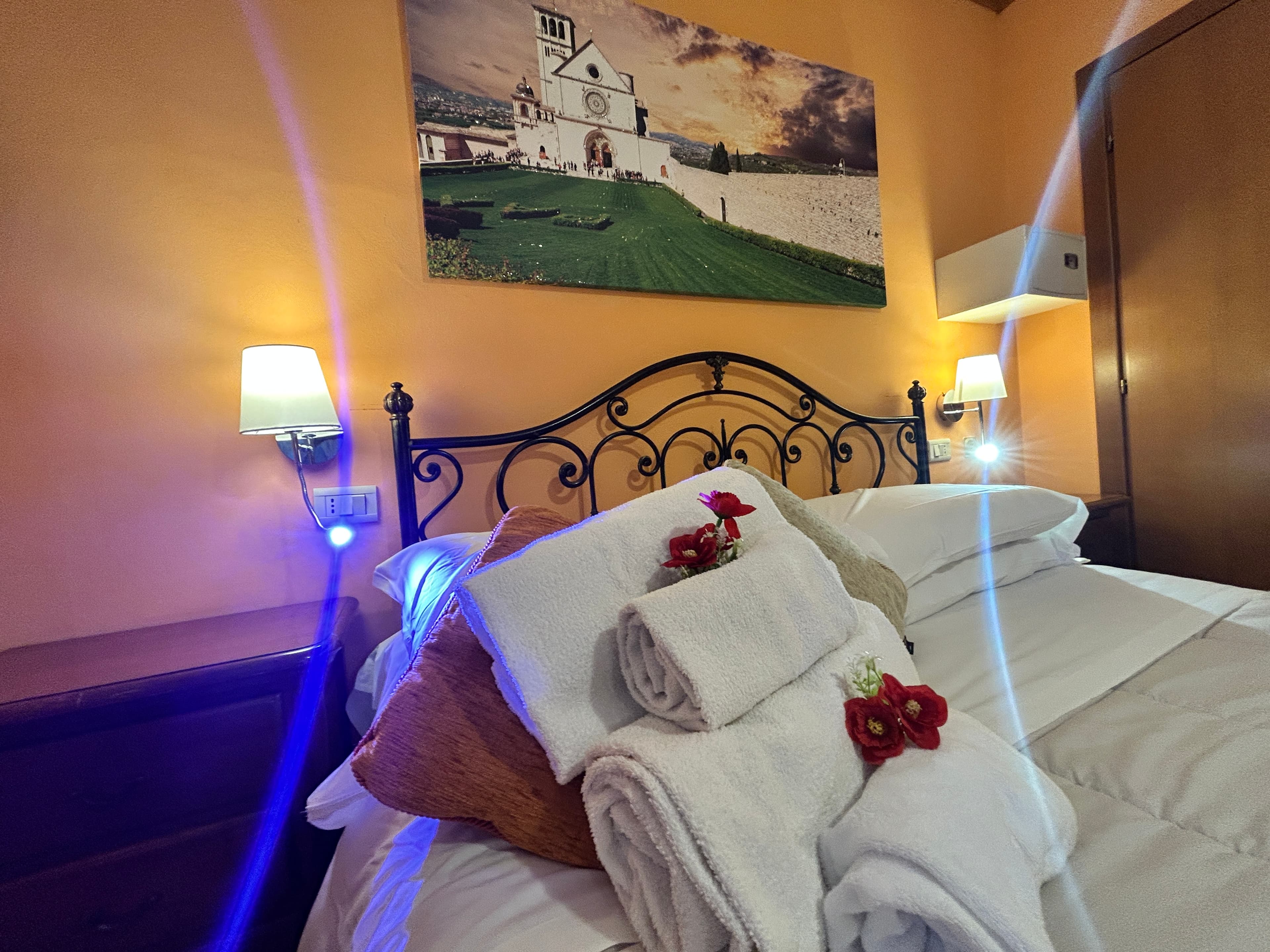 Letto matrimoniale dell'appartamento Gemelli